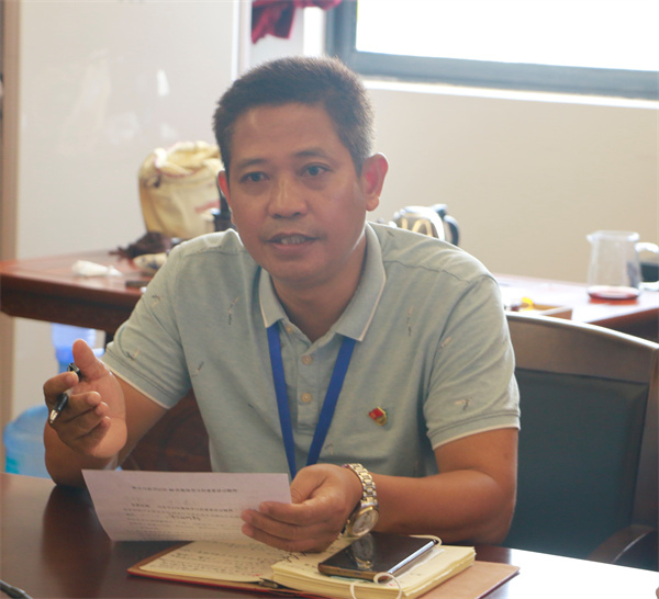 学院党委宣传委员、副院长蓝阳翀.jpg