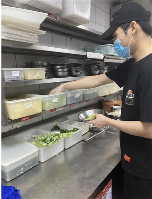 企业对陈业浩同学评价:工作期间与团队相处融洽,岗位学习进度很快,能快速又好的独立完成岗位工作,棒!.jpg