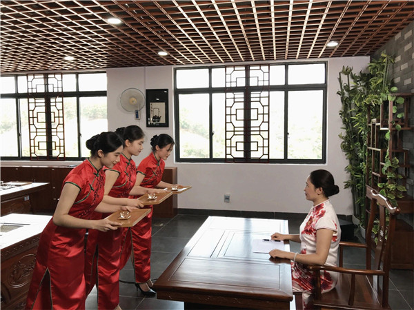 3.4 酒店楼304茶艺服务实训室.jpg