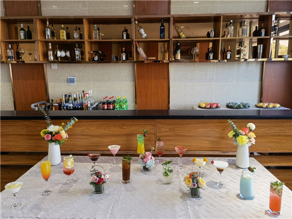 2021年技能展示日鸡尾酒调制.jpg