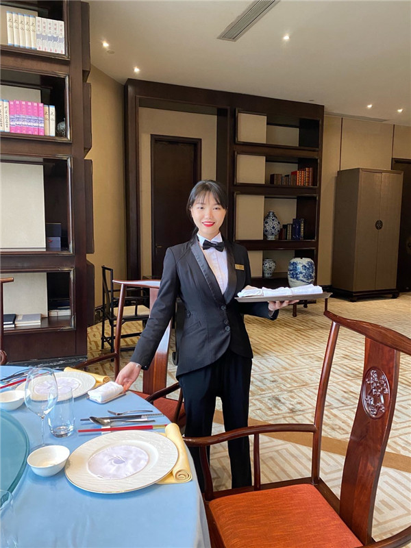 19级酒店管理专业学生企业实习.jpg