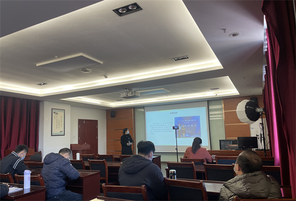 黄廖彬老师分享技能竞赛收获.jpg