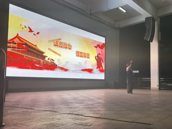 决赛现场 (1).jpg