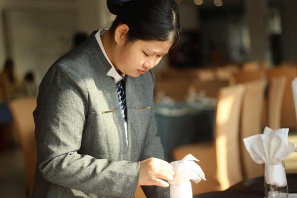 酒店服务项目选手比赛现场4.jpg