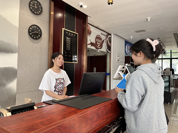 酒店服务赛项选手训练、比赛现场1.jpg