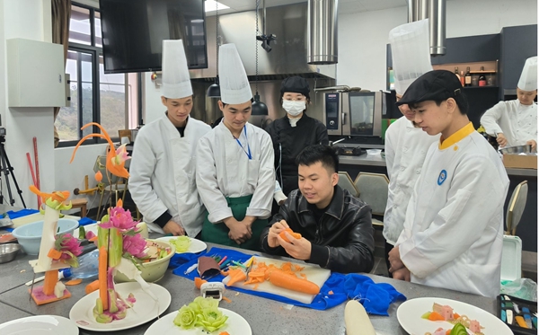 中式烹饪赛项选手训练、比赛现场3.jpg