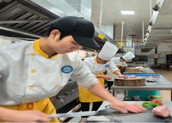 中式烹饪赛项选手训练、比赛现场2.jpg