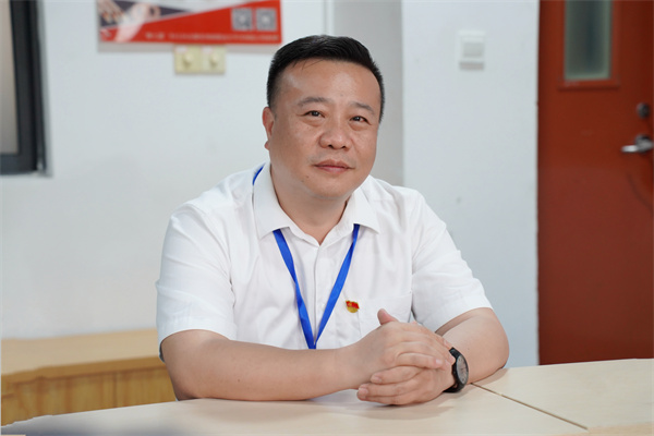 3.学院党委书记、院长罗志发言.jpg