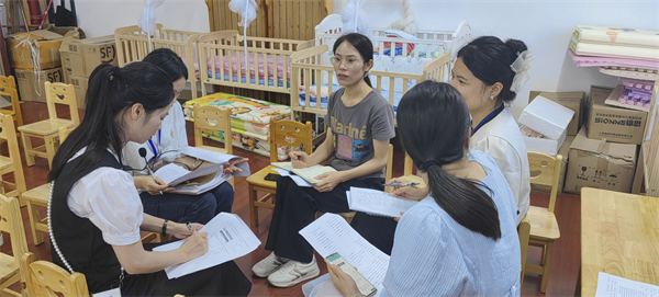 图7:公开课后的分享会.png