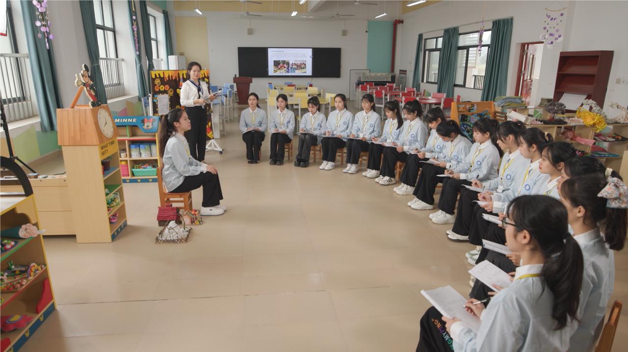 幼儿教育专业综合实训室.jpg