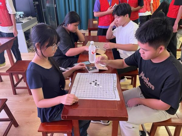 五子棋比赛现场 (1).png