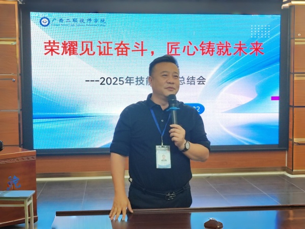 新封面 (1).jpg