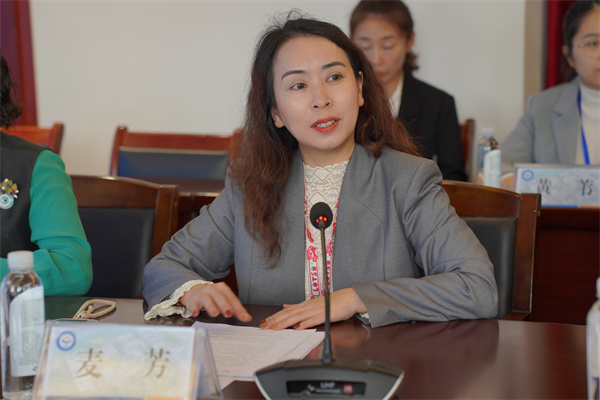 13.越南广宁工业大学校长黄雄胜致辞.jpg