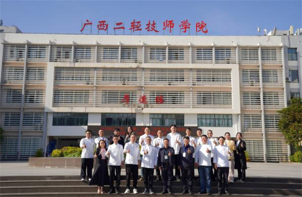 1.合照.jpg