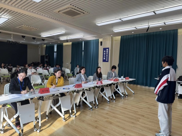 图一：比赛现场.jpg