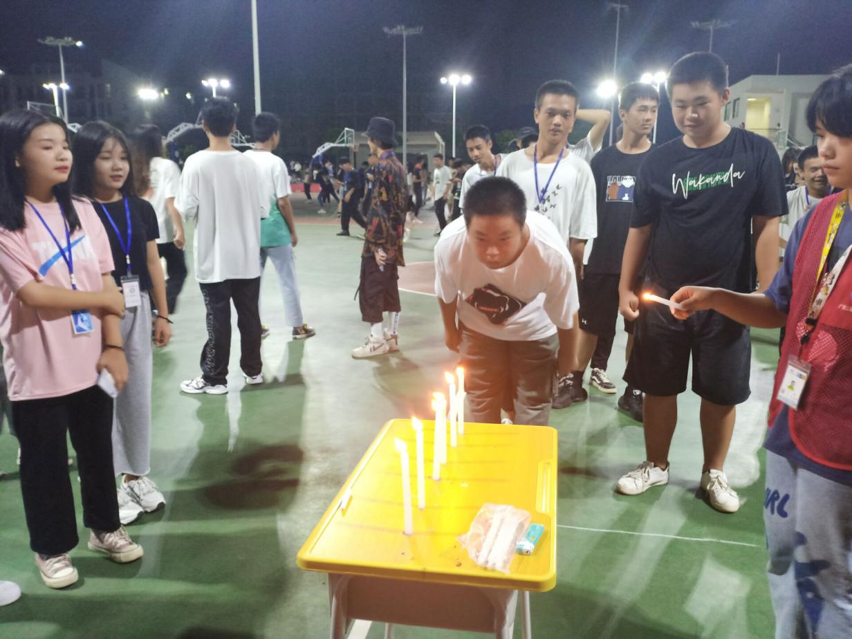 图片3.jpg 图片3.jpg